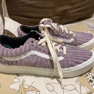 Vans comfy Cush corduroy sneaker NEW UNWORN